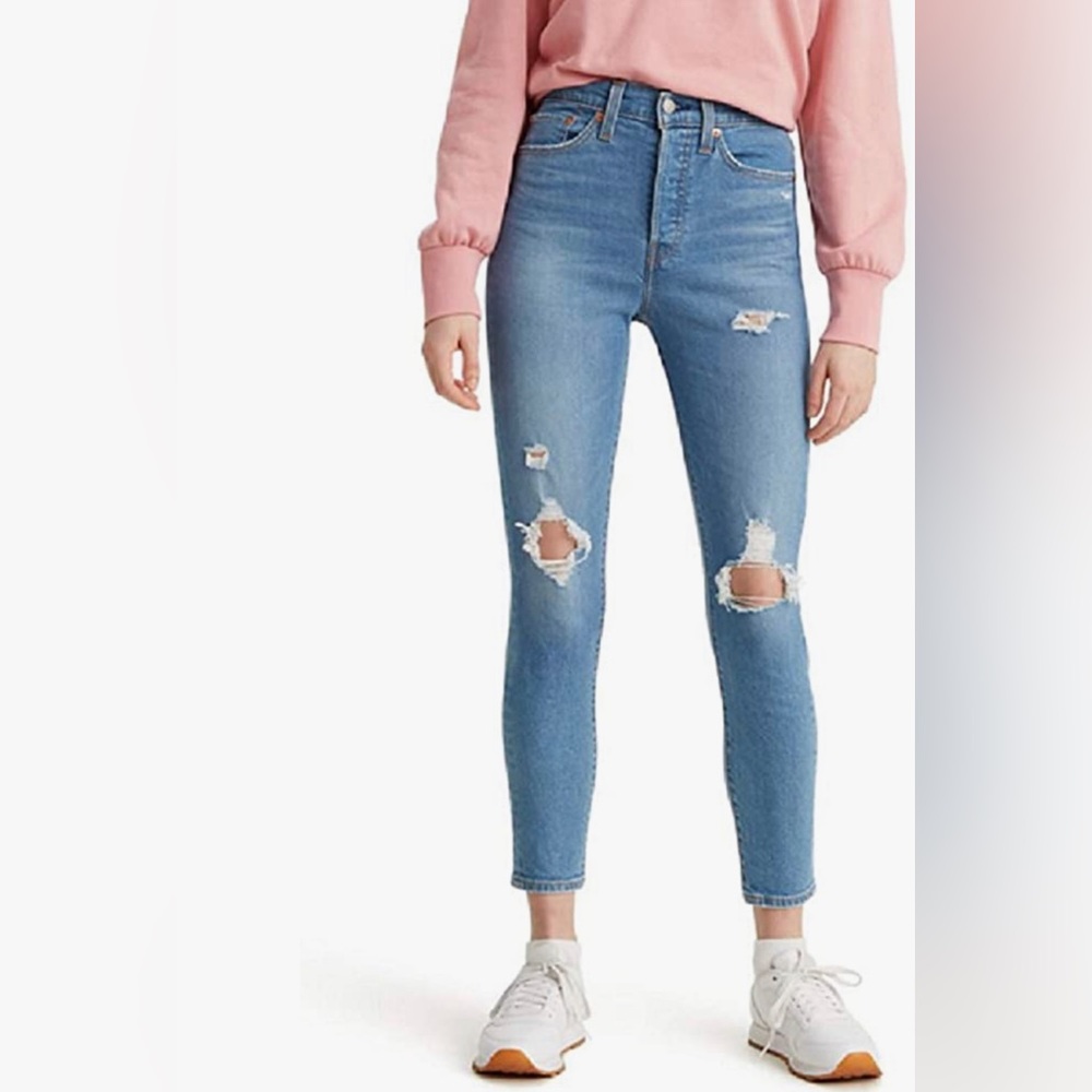 Levi’s Wedgie Skinny | 27 |